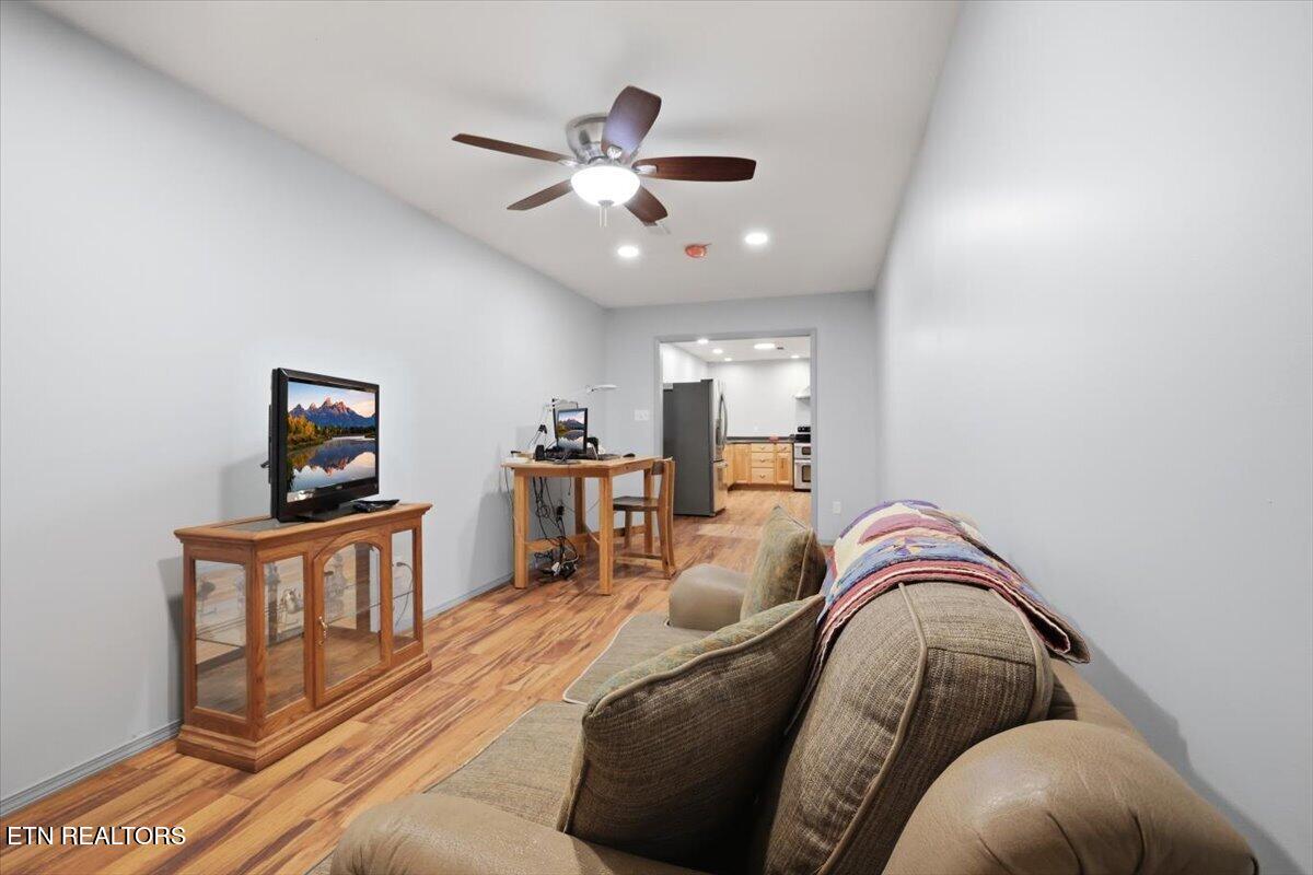 542 Jackson Hollow Road Thorn Hill, TN 37881 - Photo 7 of 52 07-542_Jackson_Hollow_Rd_018
