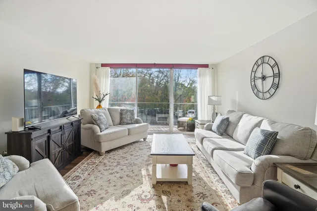 $224,000 | 309 Florence Avenue, Unit 112N, Jenkintown, PA 19046