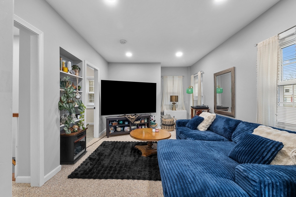 3 New Fitchburg Road Townsend, MA 01474 - Photo 3 of 23