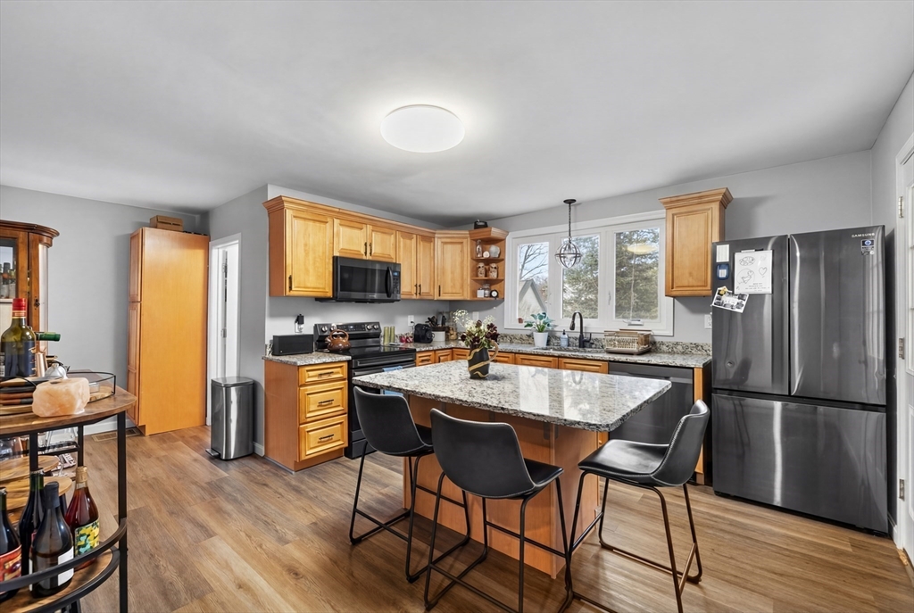 3 New Fitchburg Road Townsend, MA 01474 - Photo 4 of 23