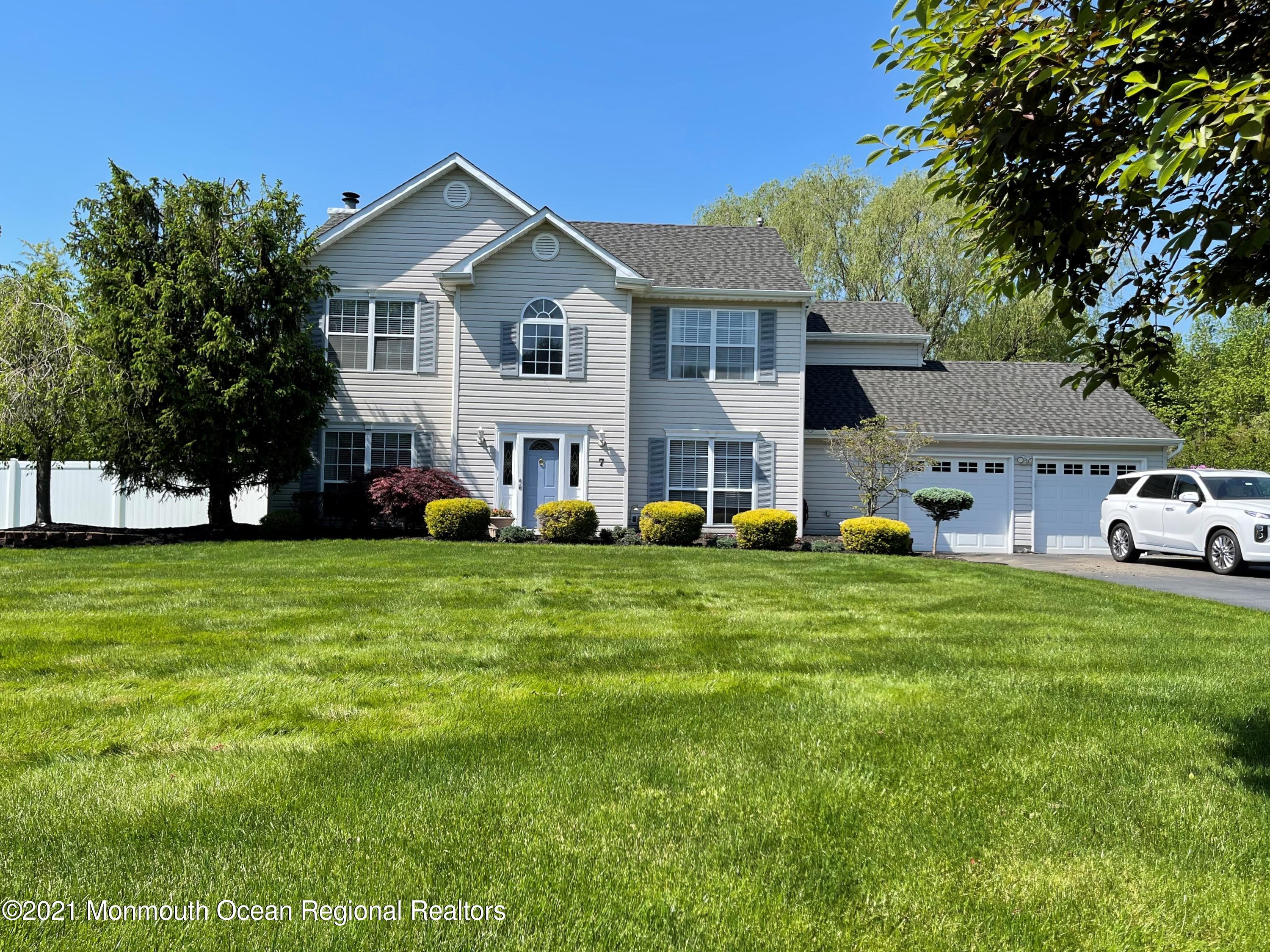 7 Sunnywoods Road Manalapan, NJ 07726 - Photo 1 of 22 New front