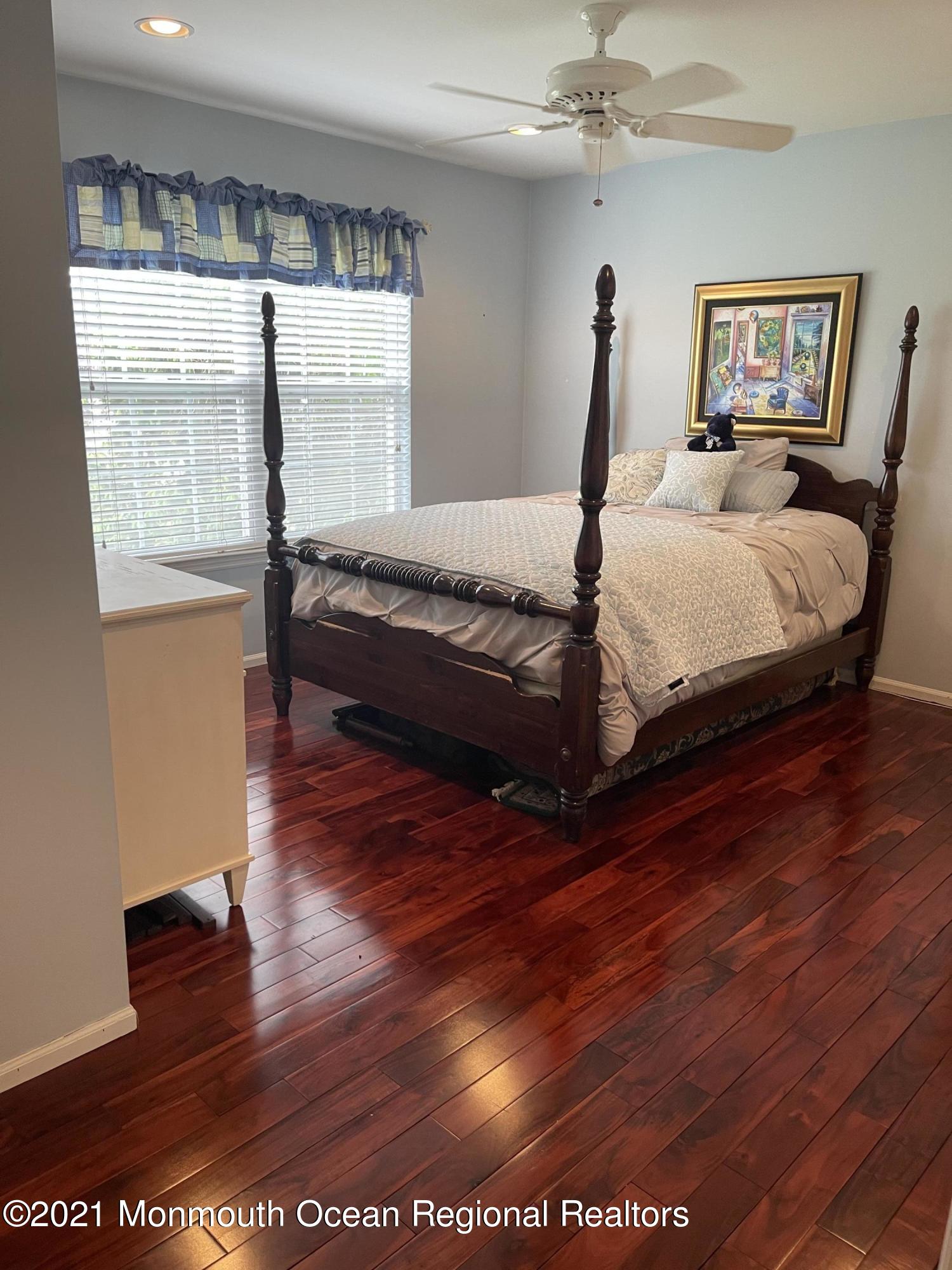 7 Sunnywoods Road Manalapan, NJ 07726 - Photo 20 of 22 IMG_5184