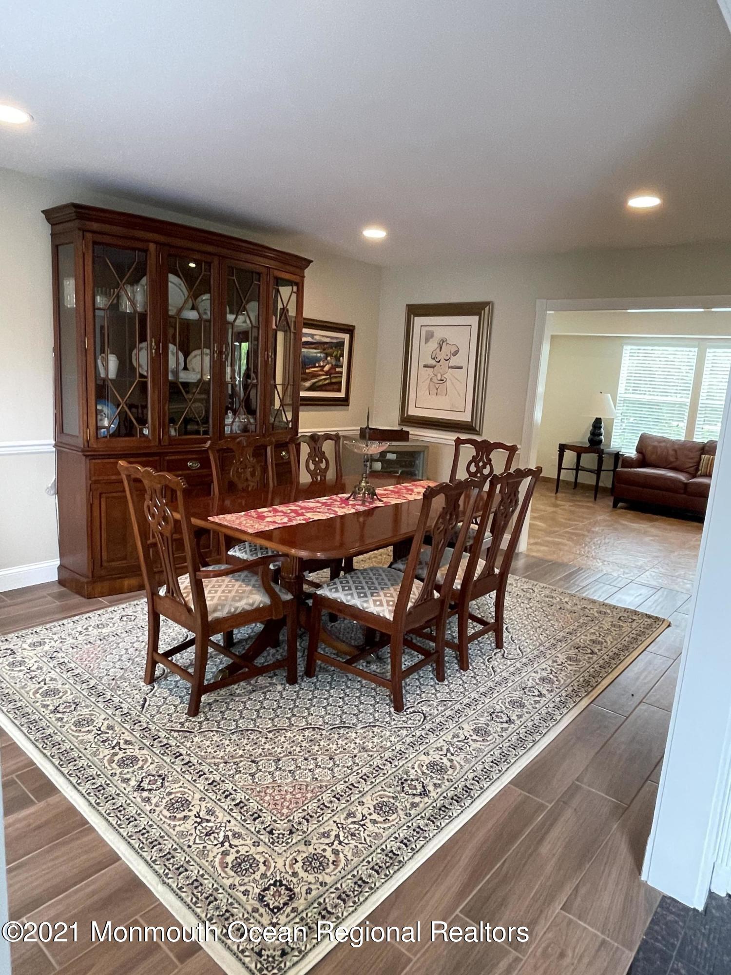 7 Sunnywoods Road Manalapan, NJ 07726 - Photo 10 of 22 IMG_5136