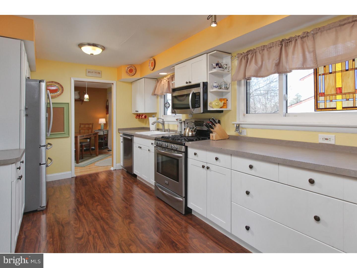 175 Conrow Road Delran, NJ 08075 - Photo 5 of 17 Kitchen