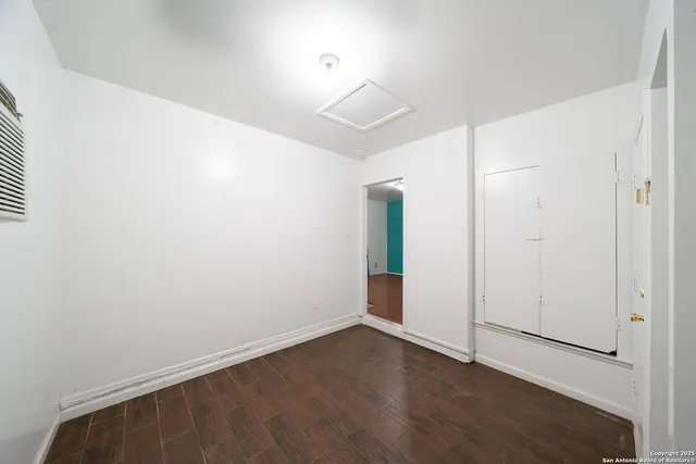 $140,000 | 5135 Village Lawn, San Antonio, TX 78218