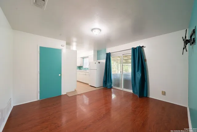 $140,000 | 5135 Village Lawn, San Antonio, TX 78218