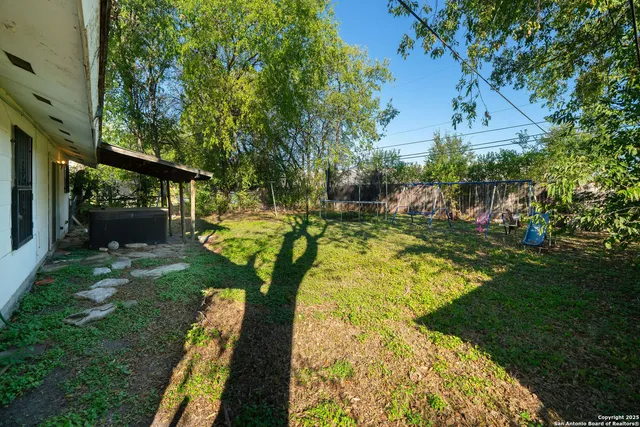 $140,000 | 5135 Village Lawn, San Antonio, TX 78218