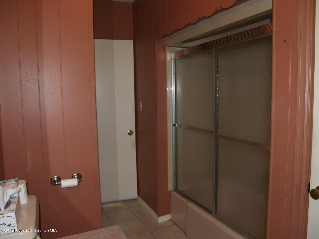 1670 Summit Lake Road Clarks Summit, PA 18411 - Photo 13 of 21 Gallery Image 13