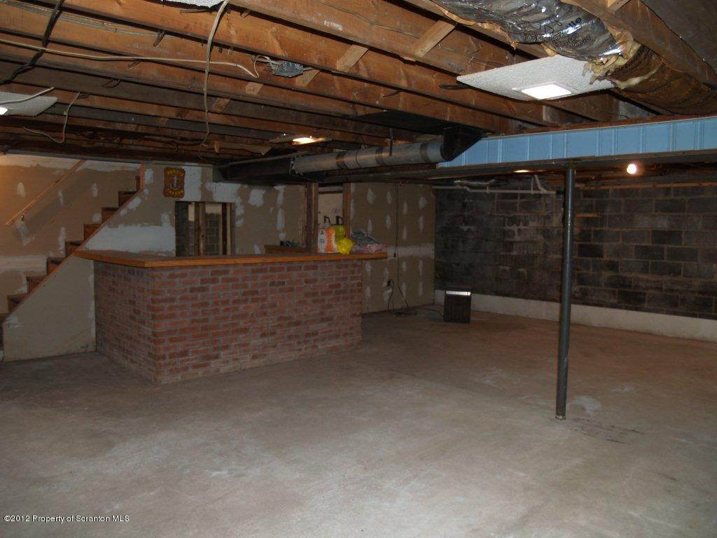 1670 Summit Lake Road Clarks Summit, PA 18411 - Photo 14 of 21 Gallery Image 14