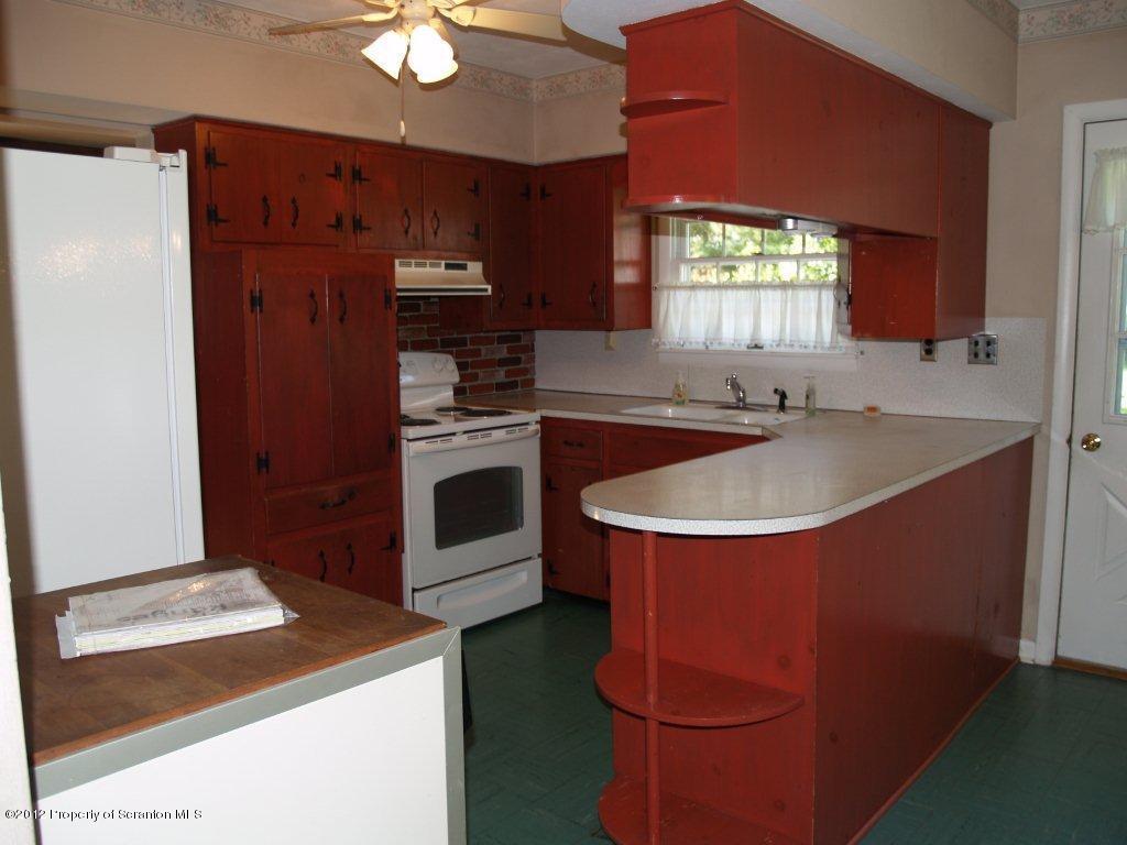 1670 Summit Lake Road Clarks Summit, PA 18411 - Photo 3 of 21 Gallery Image 3