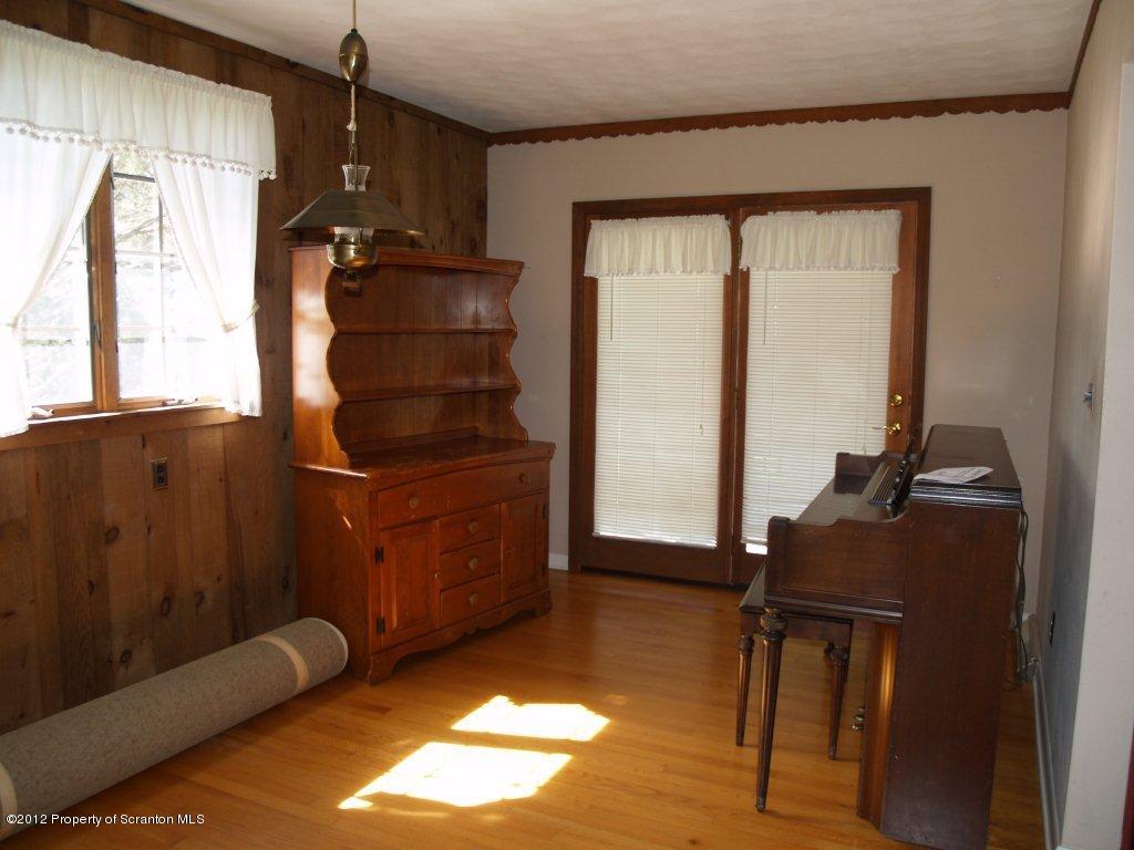 1670 Summit Lake Road Clarks Summit, PA 18411 - Photo 4 of 21 Gallery Image 4