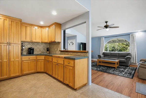 $600,000 | 13540 North Keystone Court, Penn Valley, CA 95946