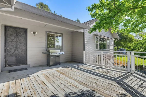 $600,000 | 13540 North Keystone Court, Penn Valley, CA 95946