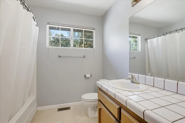 $600,000 | 13540 North Keystone Court, Penn Valley, CA 95946