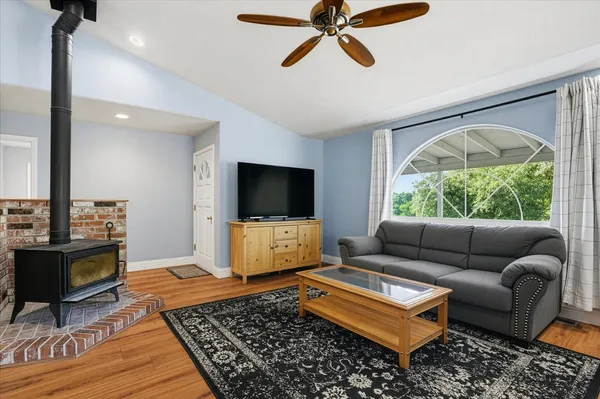 $600,000 | 13540 North Keystone Court, Penn Valley, CA 95946