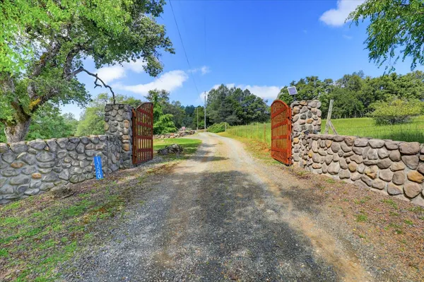 $600,000 | 13540 North Keystone Court, Penn Valley, CA 95946