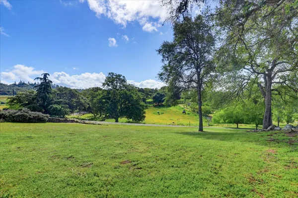 $600,000 | 13540 North Keystone Court, Penn Valley, CA 95946
