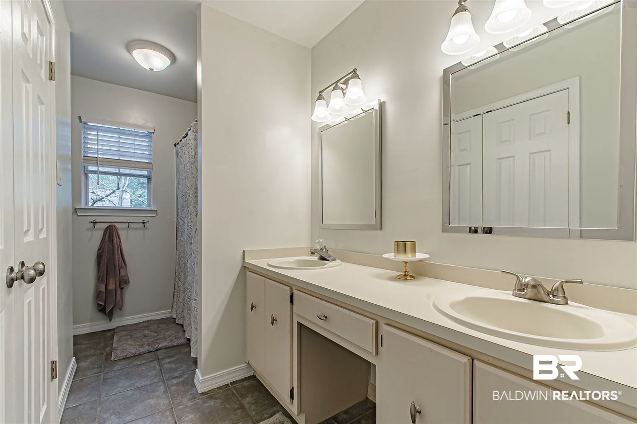 1333 Carson Road West Mobile, AL 36695 - Photo 14 of 25
