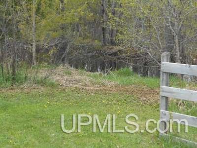 2733 18th Road Escanaba, MI 49829 - Photo 28 of 35