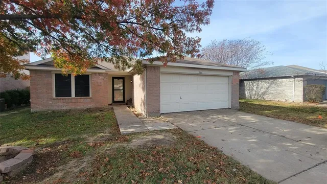 $1,895 | 906 Post Oak Trail, Anna, TX 75409