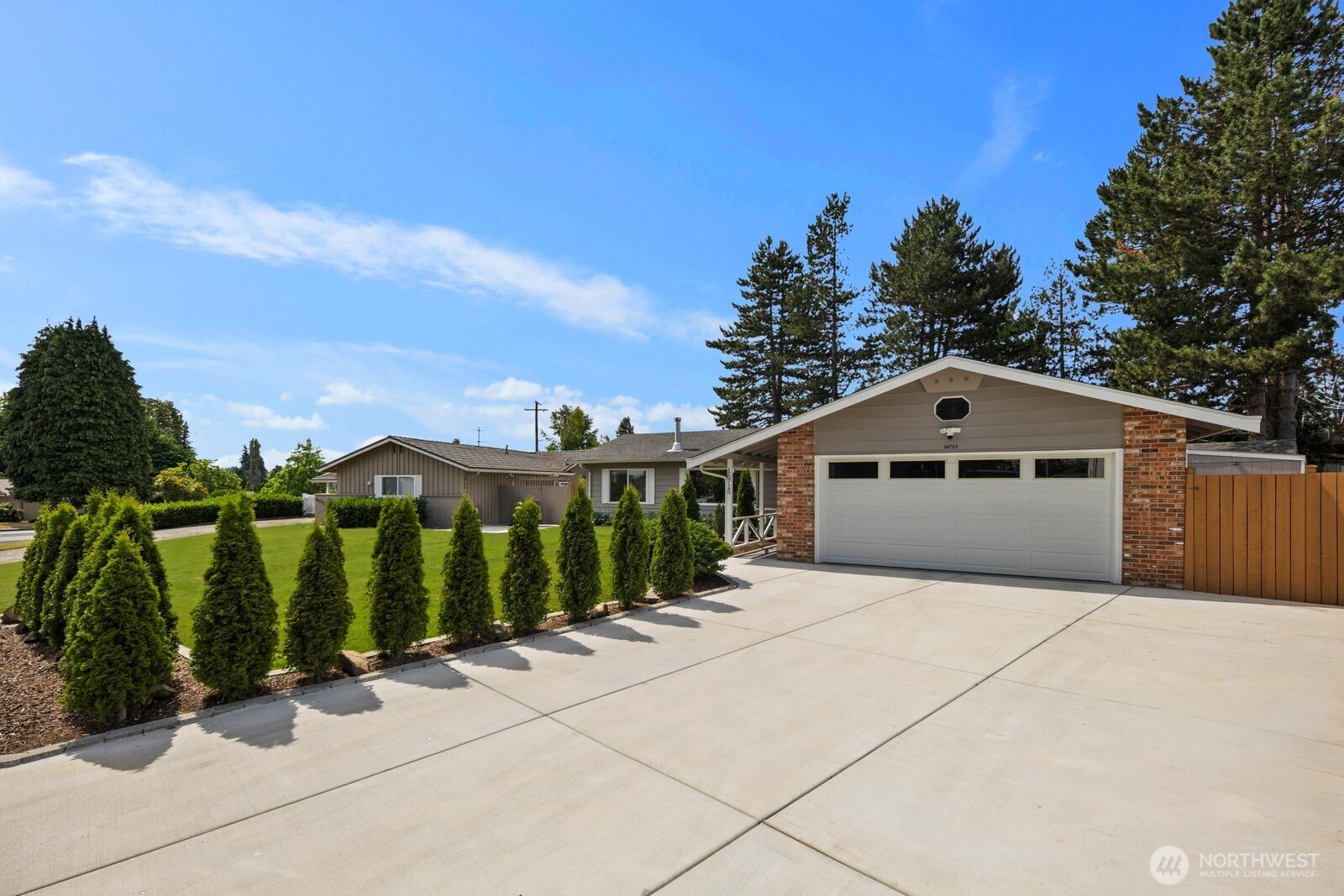 16715 116th Place Southeast Renton, WA 98058 - Photo 3 of 37 Gallery Image 3
