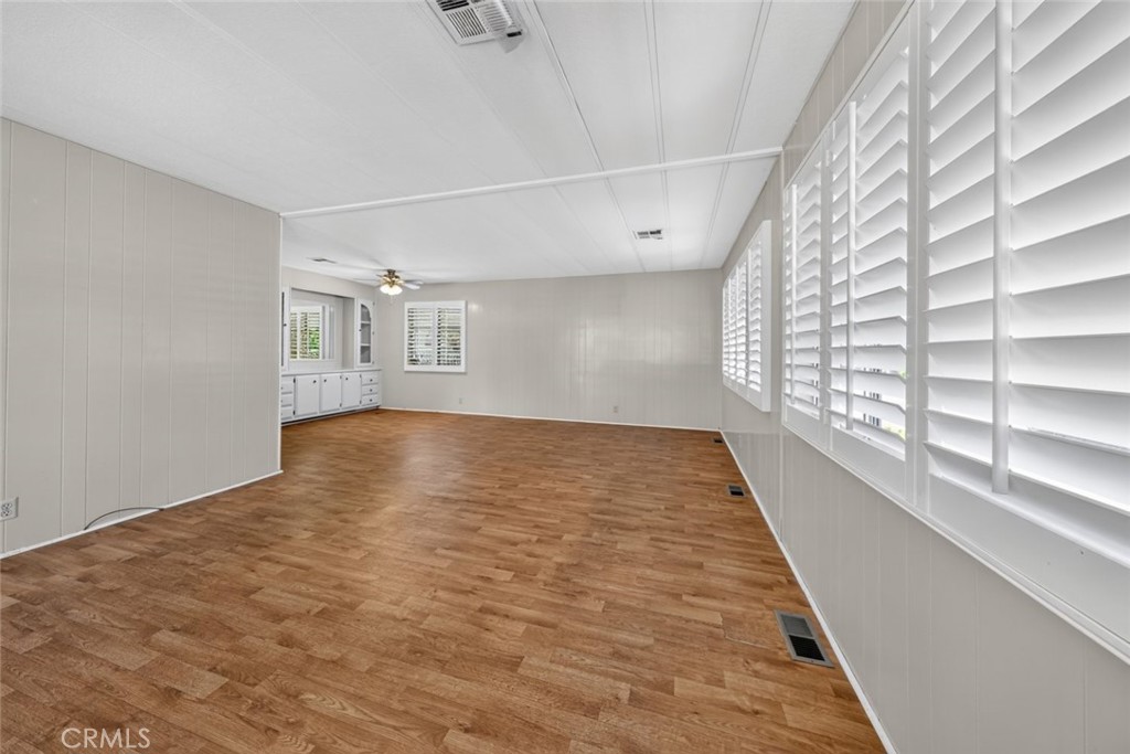 6480 Katherine Road, Unit 87 Simi Valley, CA 93063 - Photo 10 of 36 Gallery Image 10