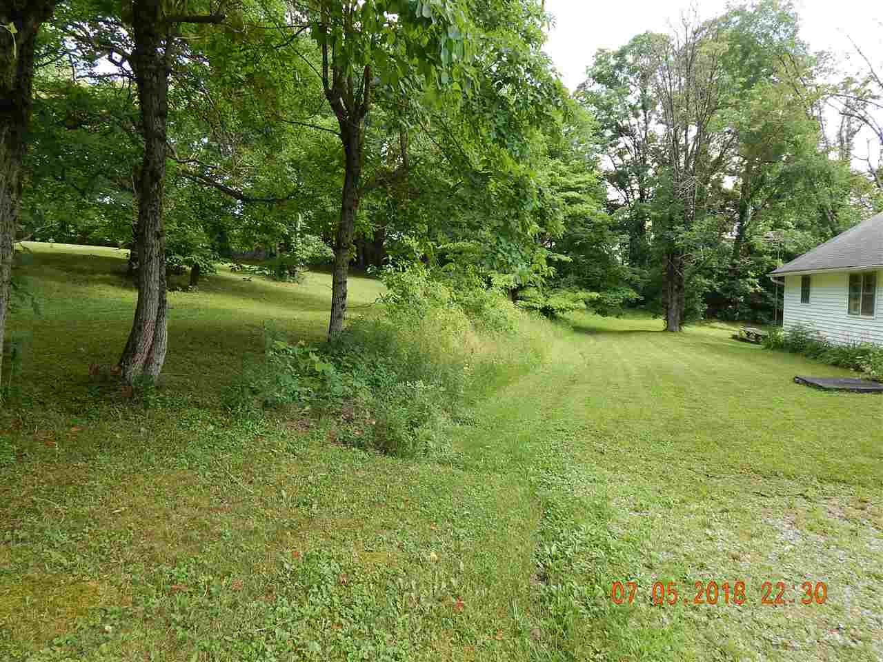 3525 North Thomas Road Bloomington, IN 47404 - Photo 13 of 28
