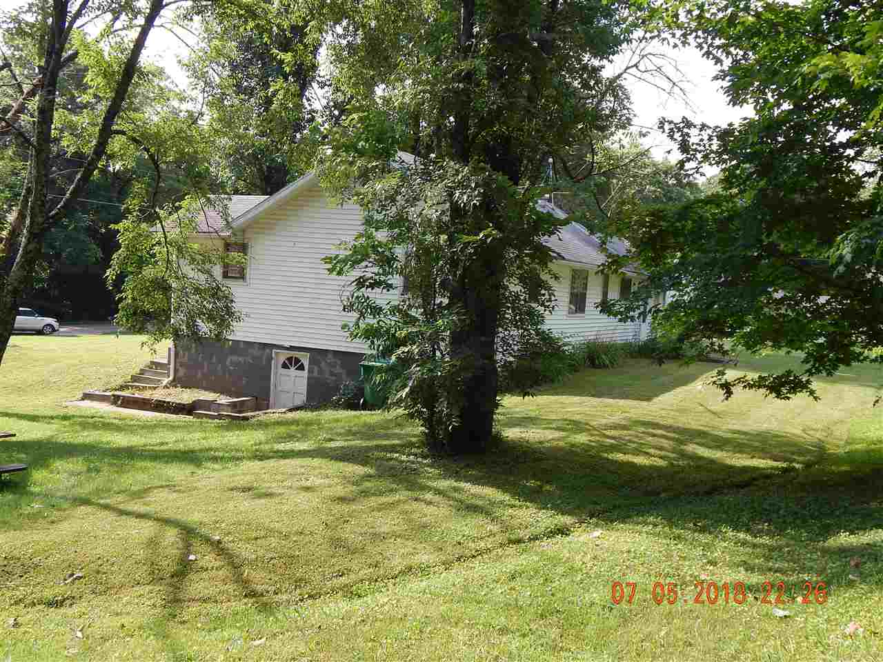 3525 North Thomas Road Bloomington, IN 47404 - Photo 9 of 28
