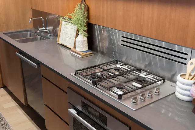 $594,000 | 55 East Main Street, Unit 204, Chattanooga, TN 37408