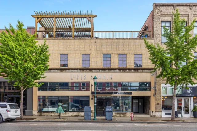 $594,000 | 55 East Main Street, Unit 204, Chattanooga, TN 37408