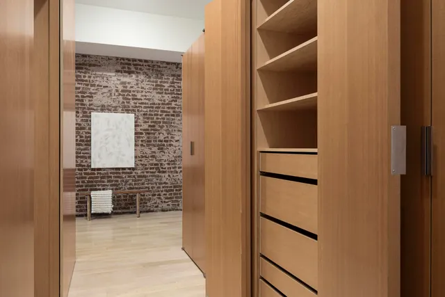 $594,000 | 55 East Main Street, Unit 204, Chattanooga, TN 37408