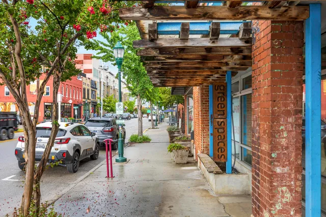 $594,000 | 55 East Main Street, Unit 204, Chattanooga, TN 37408