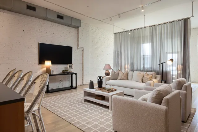 $594,000 | 55 East Main Street, Unit 204, Chattanooga, TN 37408