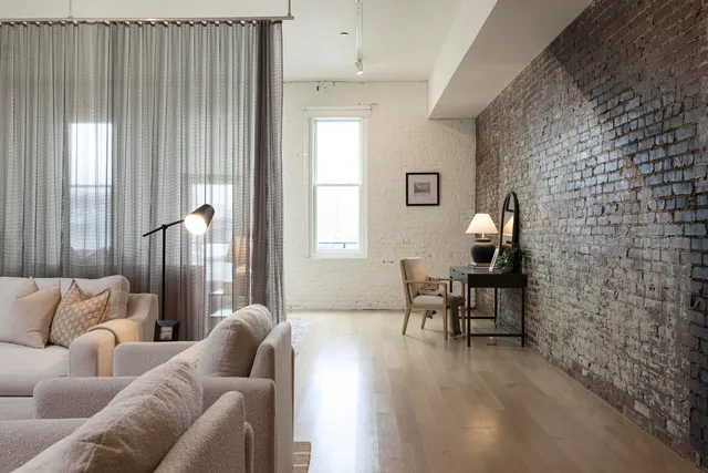 $594,000 | 55 East Main Street, Unit 204, Chattanooga, TN 37408