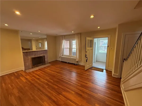 $2,300 | 2332 Sherbrook Street, Pittsburgh, PA 15217