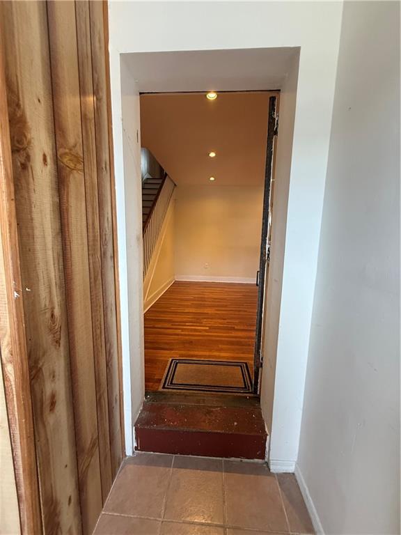 2332 Sherbrook Street Pittsburgh, PA 15217 - Photo 32 of 40 a view of entryway