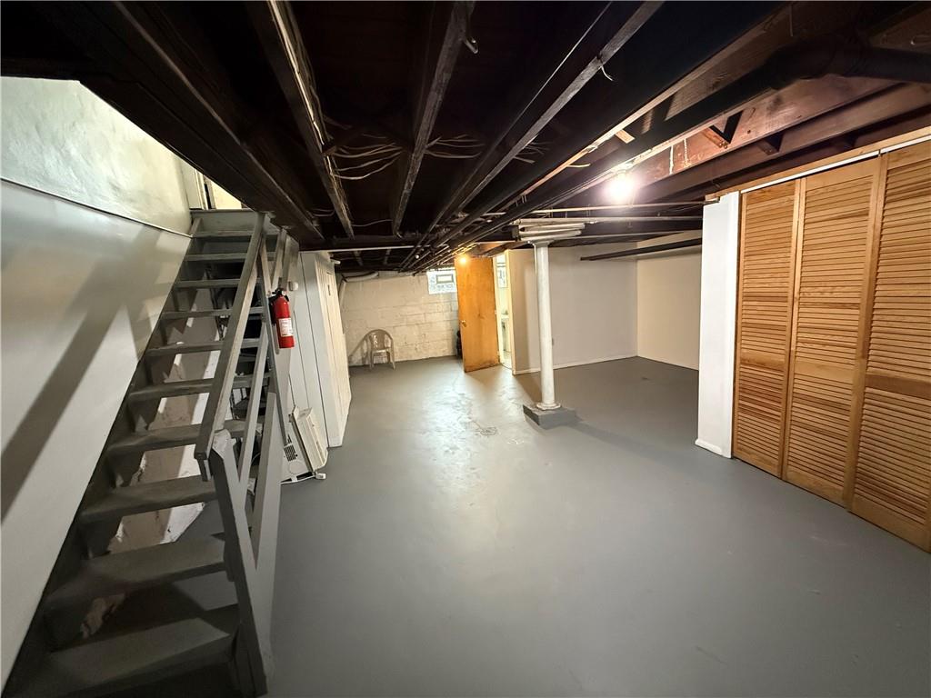 2332 Sherbrook Street Pittsburgh, PA 15217 - Photo 35 of 40 a view of walk in closet with clothes