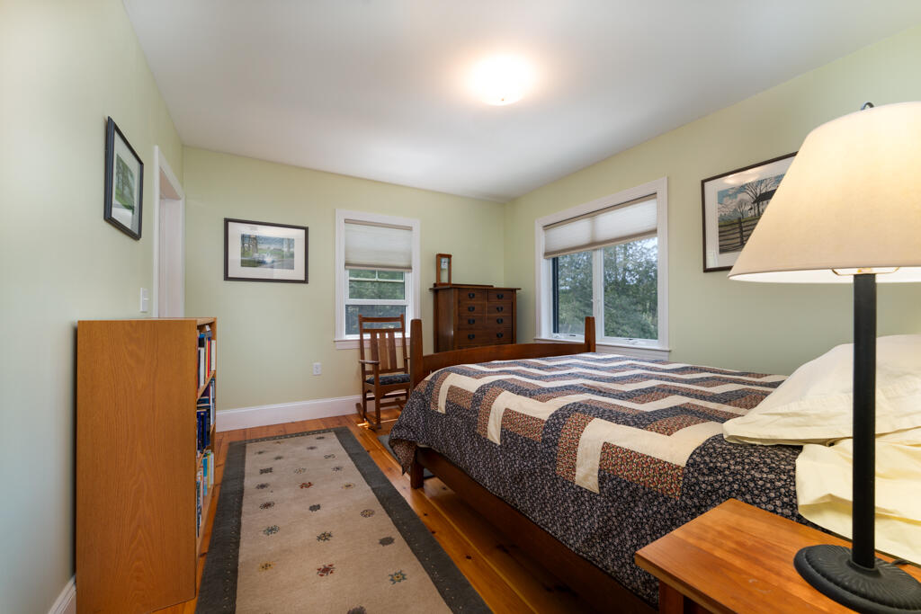 22 Little Crow Point Harpswell, ME 04079 - Photo 25 of 48 Second level primary suite
