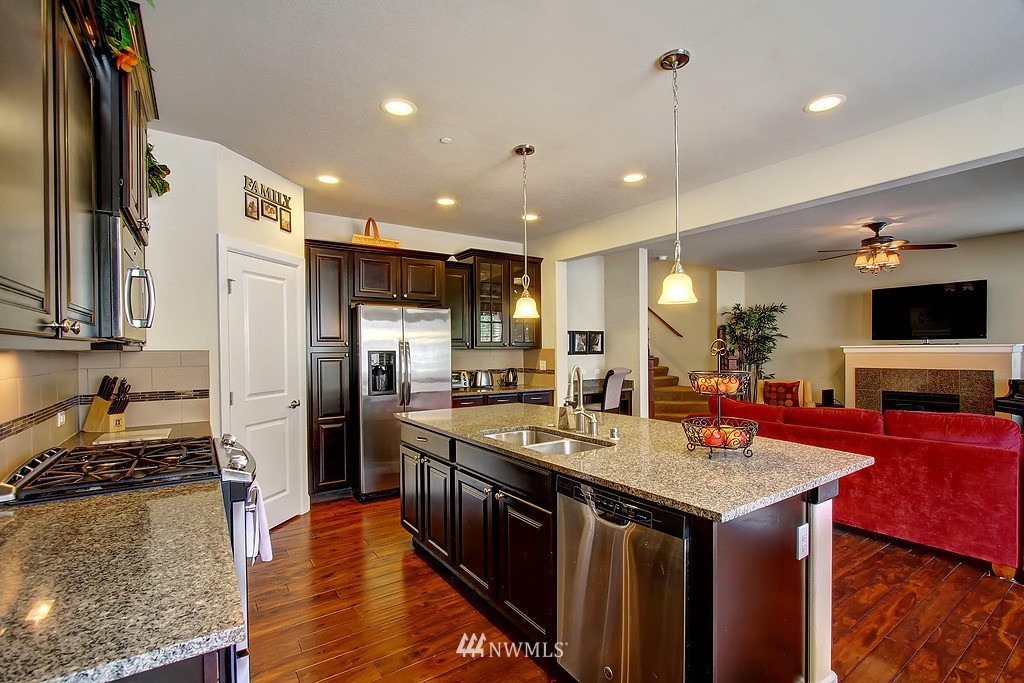 20007 94th Drive Northeast Bothell, WA 98011 - Photo 7 of 20