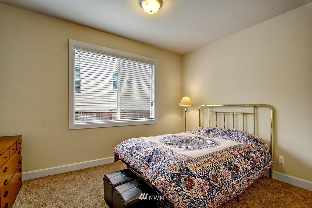 20007 94th Drive Northeast Bothell, WA 98011 - Photo 10 of 20