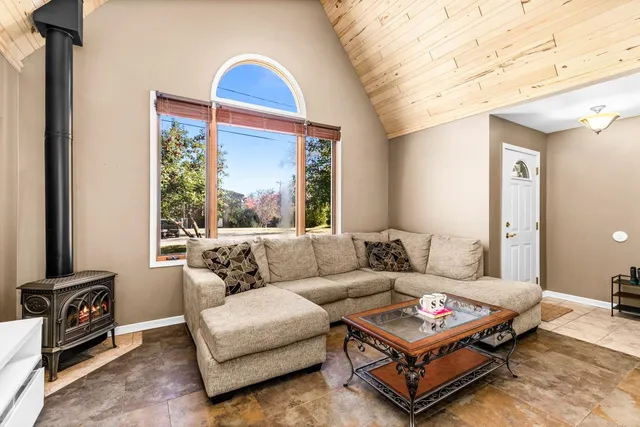 $289,900 | 847 Spring Lake Road, Cloquet, MN 55720