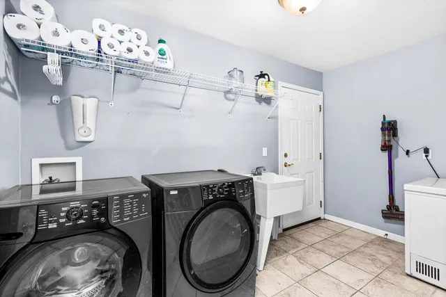 $289,900 | 847 Spring Lake Road, Cloquet, MN 55720