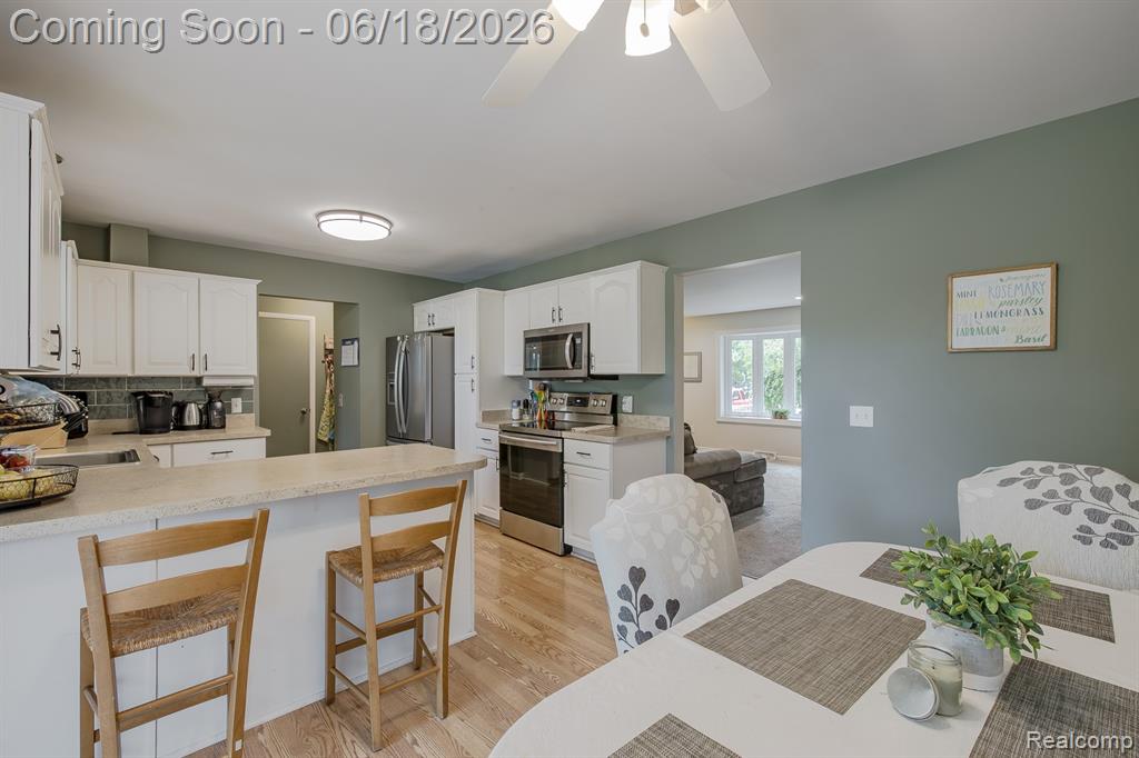 880 Joslyn Road Lake Orion, MI 48362 - Photo 10 of 45