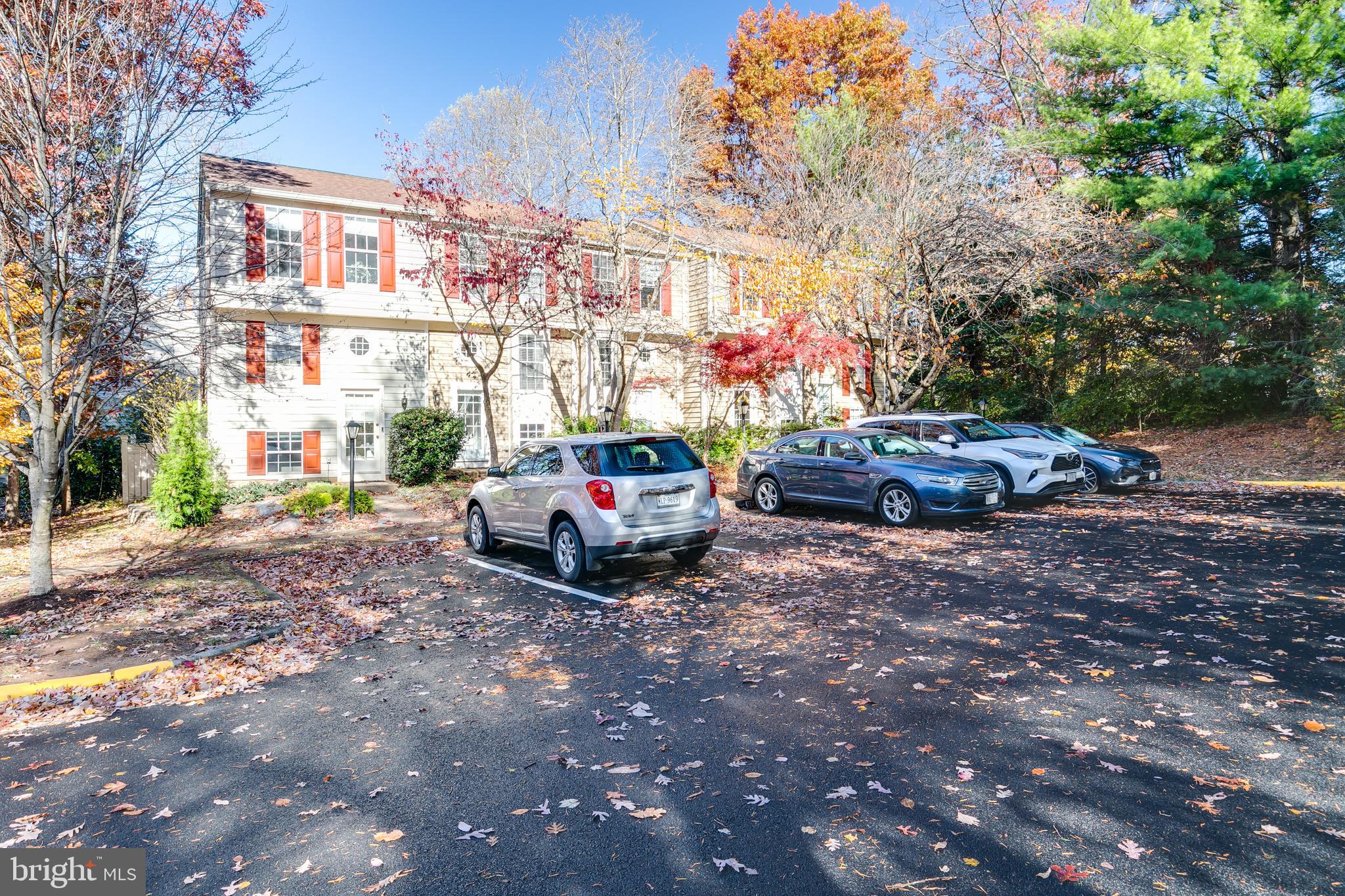 1589 Woodcrest Drive Reston, VA 20194 - Photo 3 of 29 a view of a cars parked in a yard