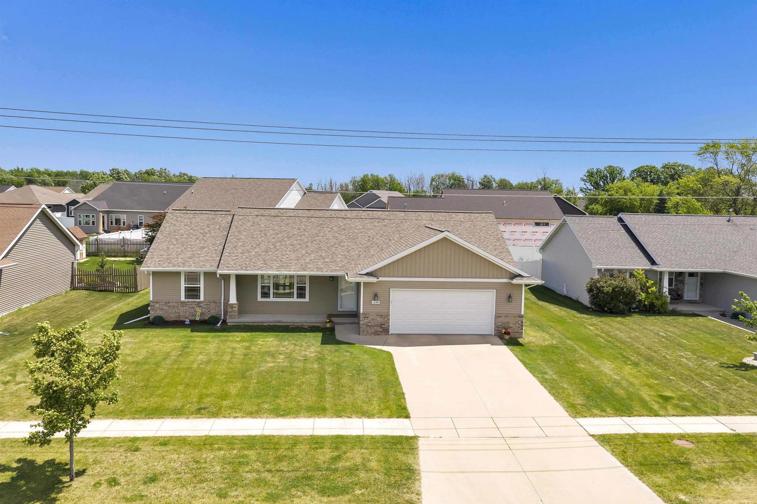 1659 Ontario Road Green Bay, WI 54311 - Photo 32 of 37