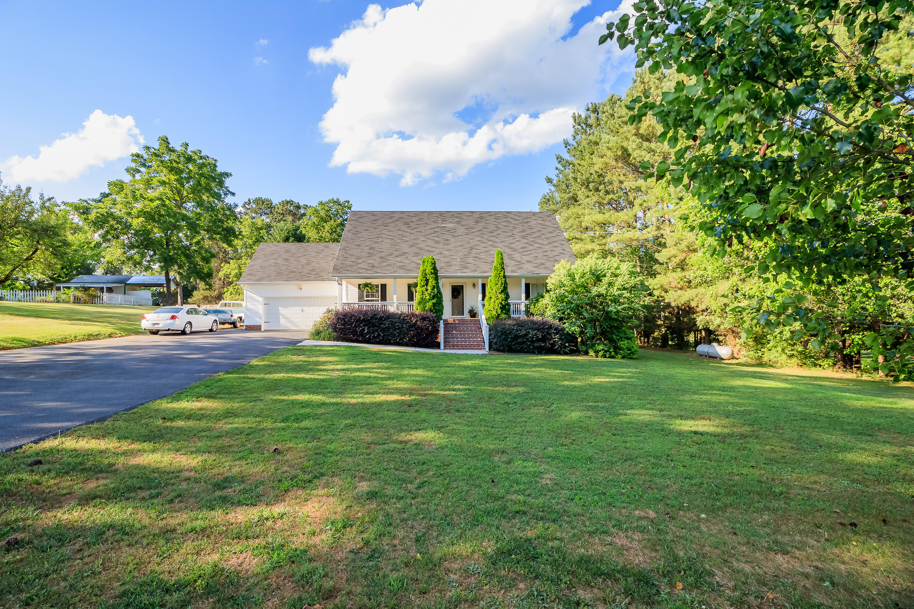 71 Earl Garner Dr
