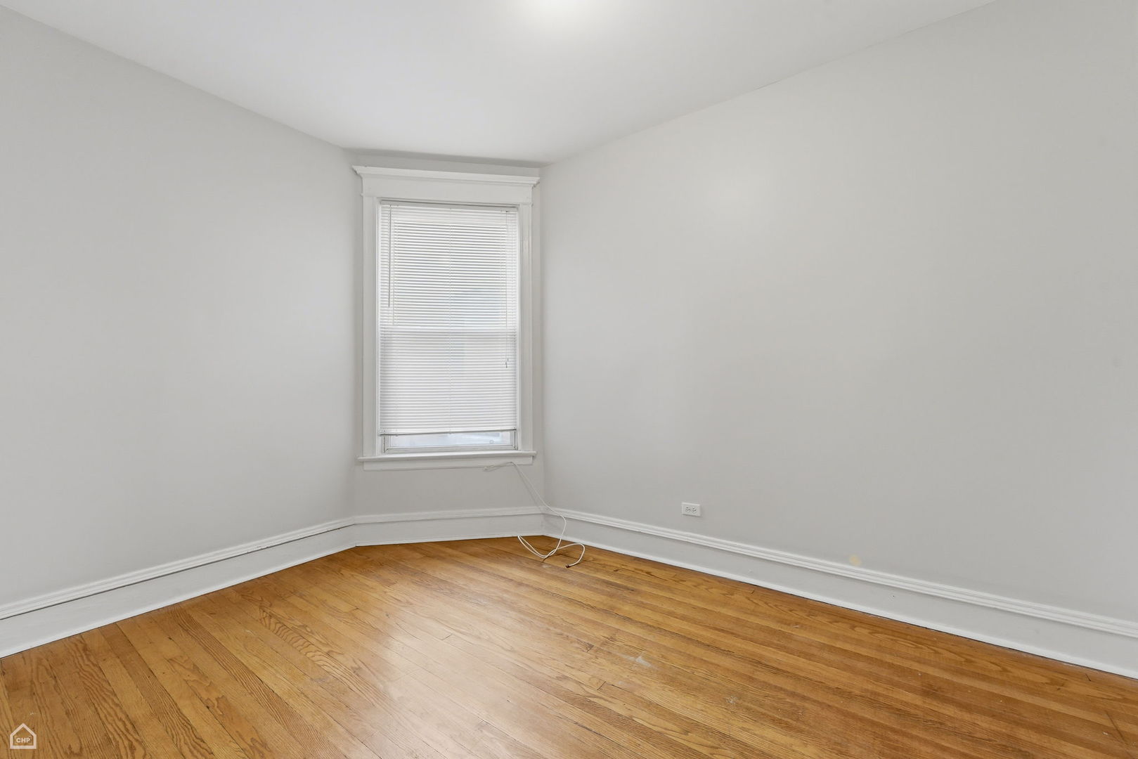 6033 South Rhodes Avenue Chicago, IL 60637 - Photo 7 of 15 Gallery Image 7