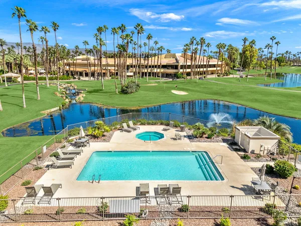 $2,700 | 76299 Poppy Lane, Palm Desert, CA 92211
