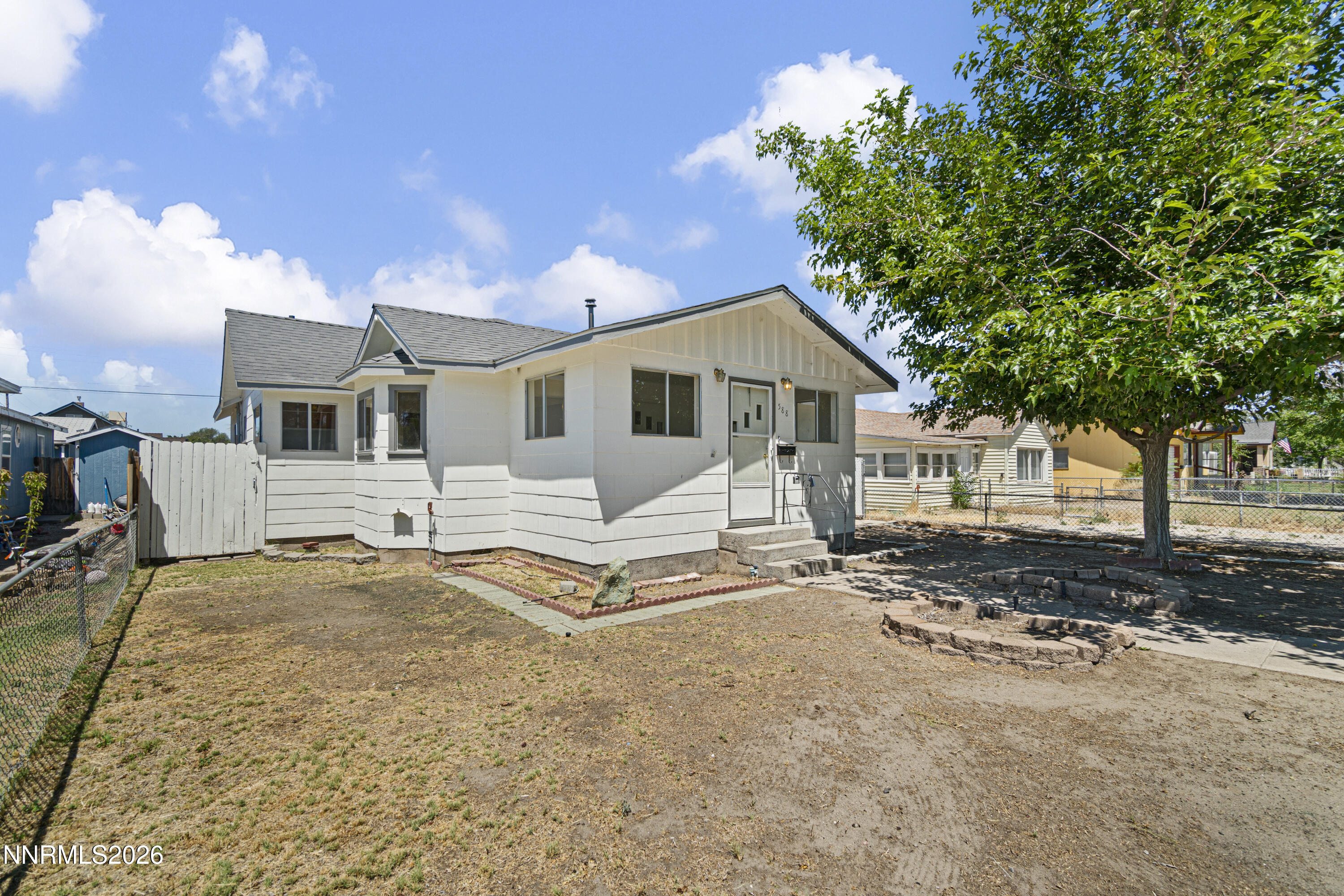 588 Humboldt Street Fallon, NV 89406 - Photo 3 of 25 DSC05337