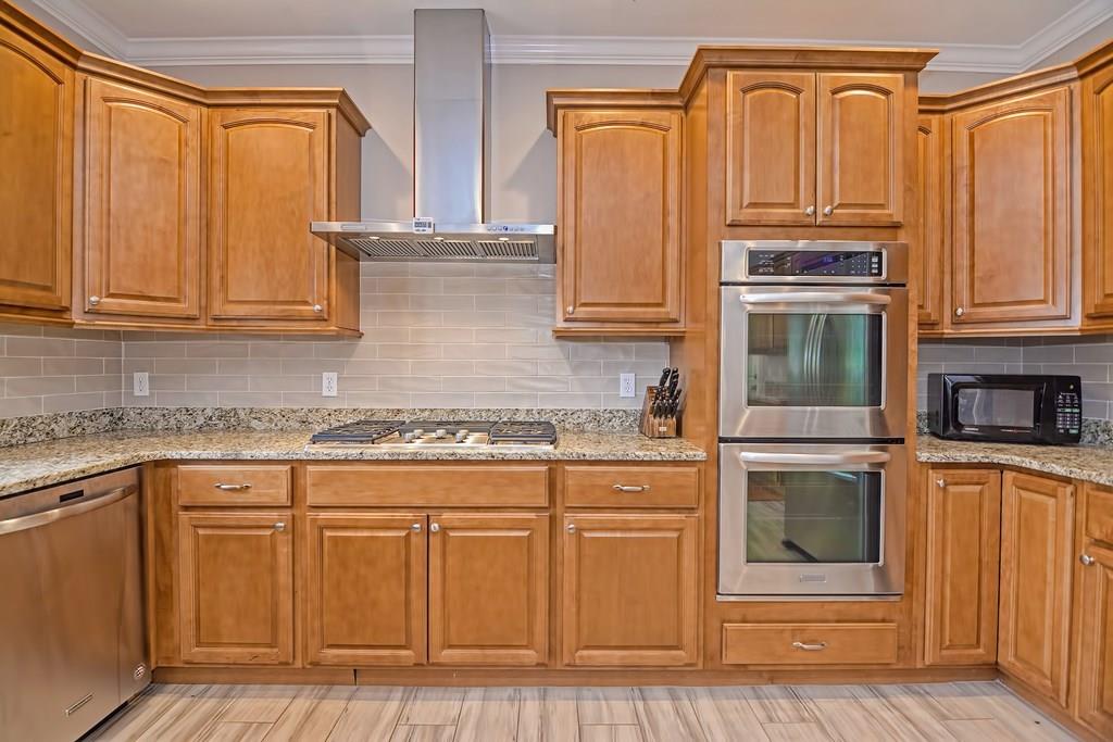 67 Swift Road Framingham, MA 01702 - Photo 5 of 33 Gallery Image 5